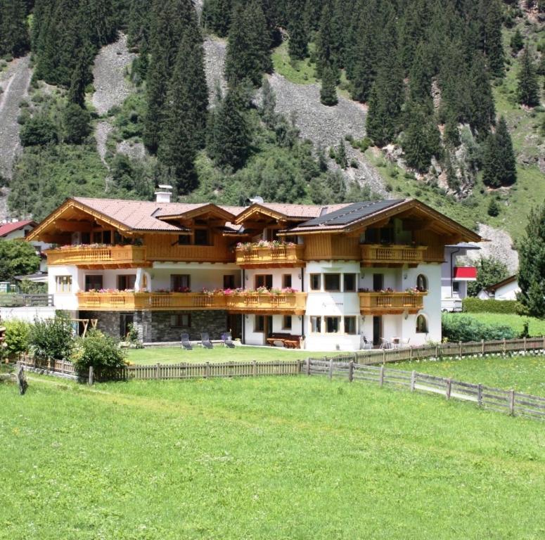 Landhaus Alpensonne Neustift im Stubaital Exteriör bild